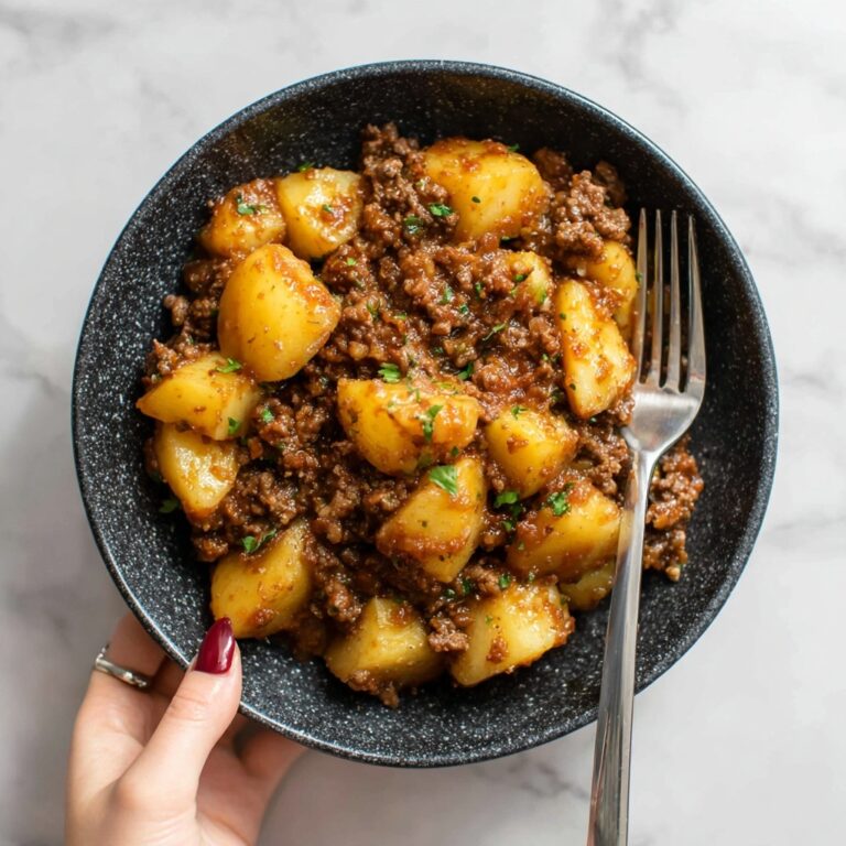 Ground Beef with Potatoes in Spicy Tomato Sauce Recipe